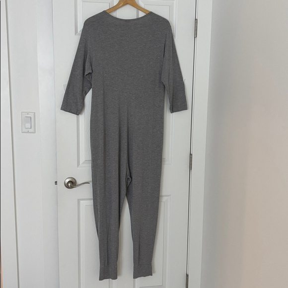 SMASH + TESS Monday romper Gray V-Neck Jumpsuit 3/4 sleeves pockets size medium - Picture 5 of 14